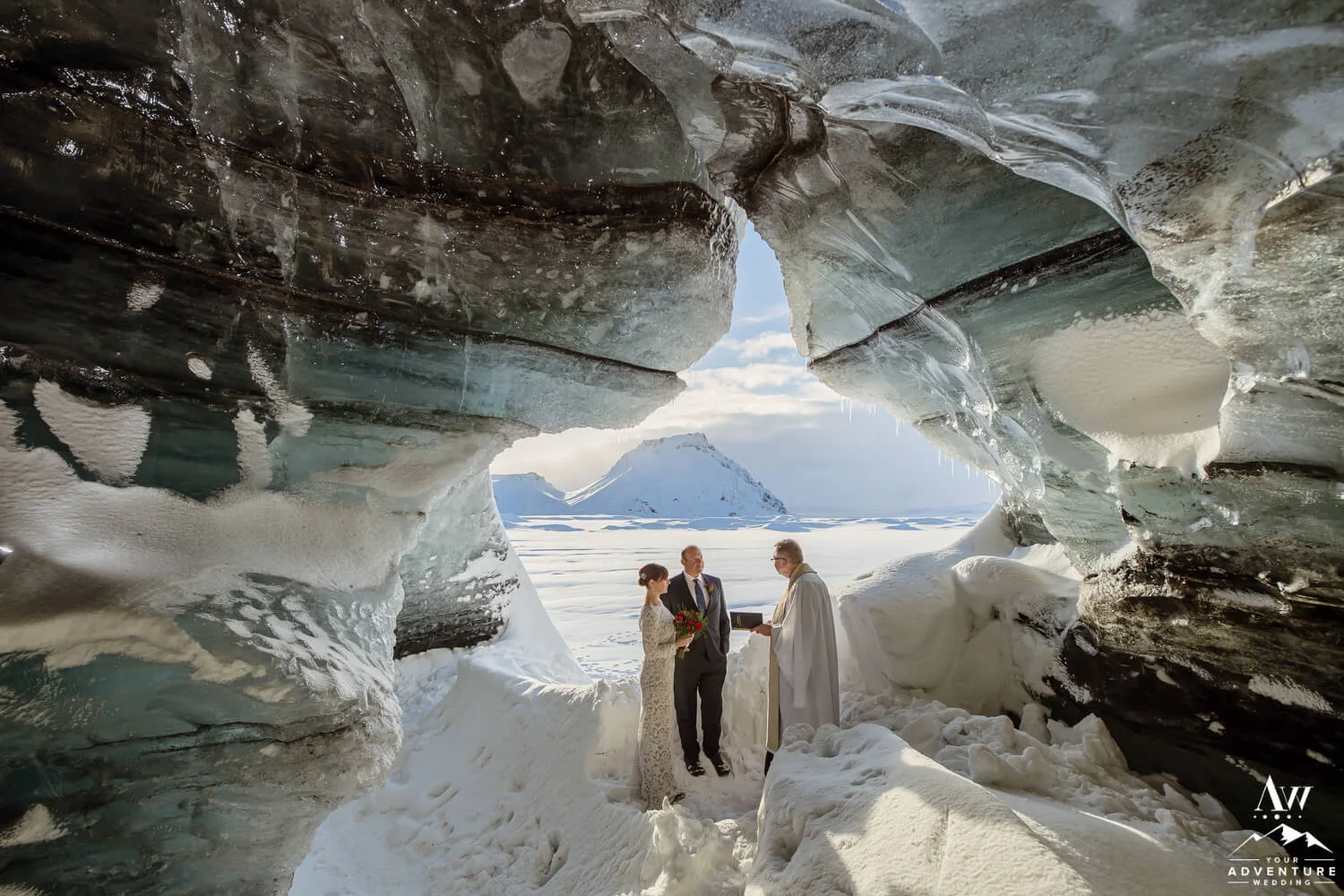 Élopement Islande, mariage sous la neige, mariage dans un glacier