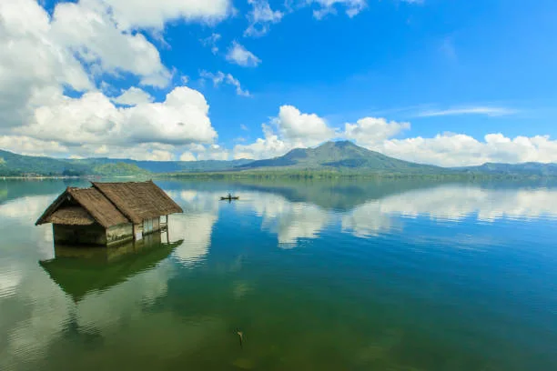 Lac Batur IStock