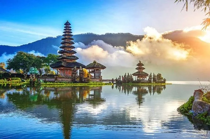 Temple Ulun Danu Bratan Viator