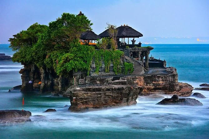 tanah Lot Viator
