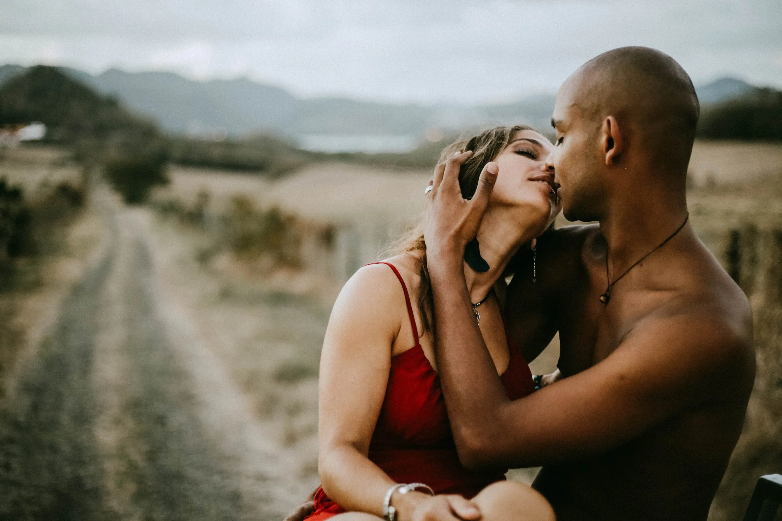 Séance couple en pleine nature à Sainte-Anne en Martinique
