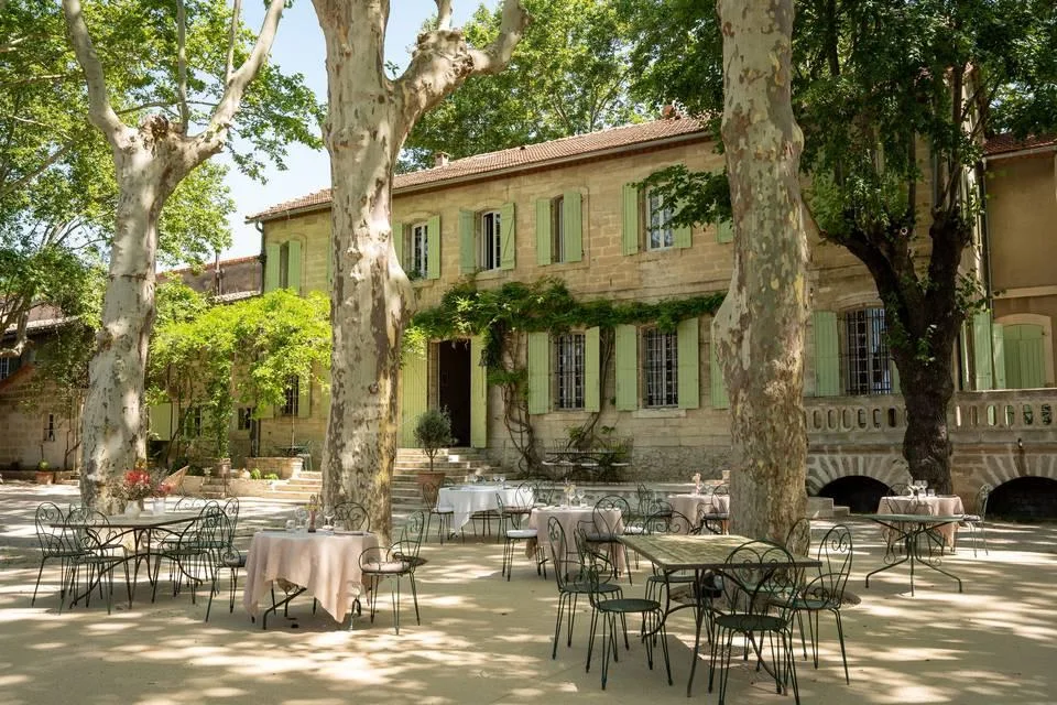 Auberge de la Treille, lieu de réception de mariage à Avignon