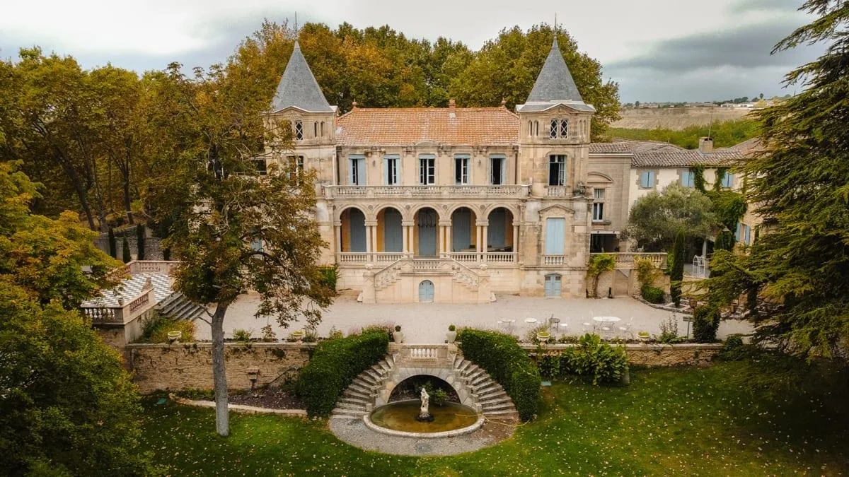 Château Sainte Cécile, domaine de mariage au milieu des vignes dans l’Hérault.