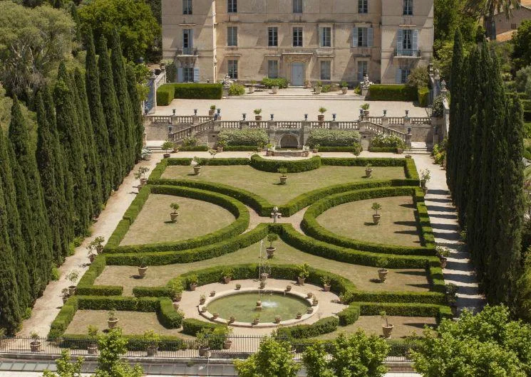 Château de Flaugergues, lieu de mariage dans les jardins à Montpellier.
