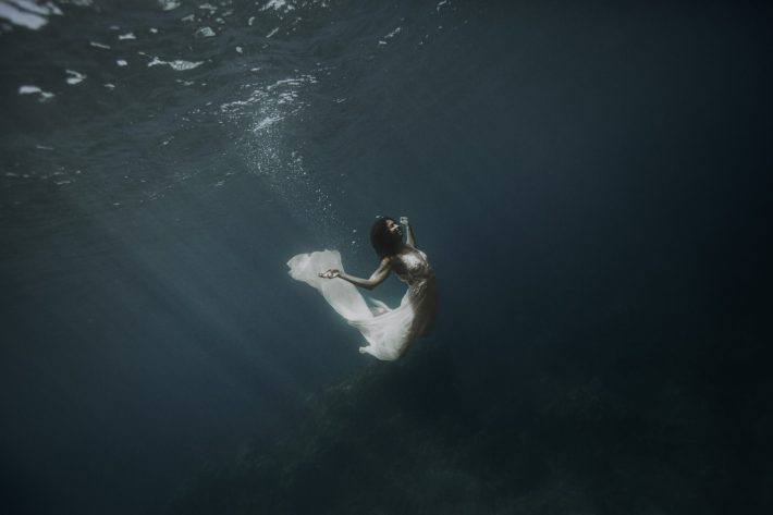 ©Alissoyova Wash the dress guadeloupe0
